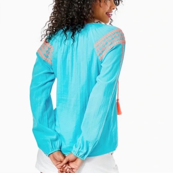 Lilly Pulitzer Women’s Bermuda Blu Lara Top. - Picture 4 of 12